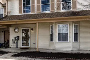 12 Summit Ct, Clementon, NJ 08021 - Photo 3