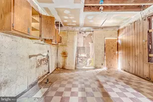 1099 Morton St, Camden, NJ 08104 - Photo 9