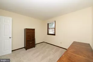 138 Cardinal Dr, Bellmawr, NJ 08031 - Photo 15