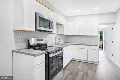 565 Line Street, Camden, NJ 08103 - Photo 9