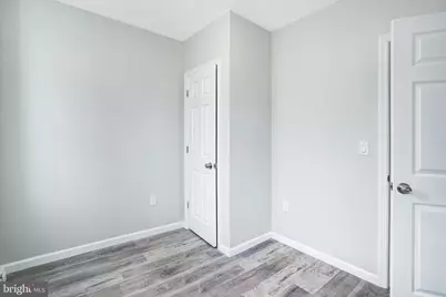 565 Line Street, Camden, NJ 08103 - Photo 23