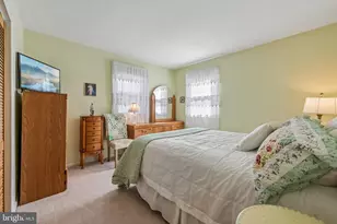 499 Lakeview Dr, Runnemede, NJ 08078 - Photo 19