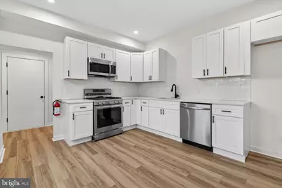 306 Walnut Street, Camden, NJ 08103 - Photo 9