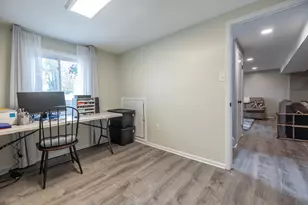 25 Greenvale Rd, Cherry Hill, NJ 08034 - Photo 21