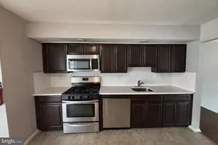 1946 Birchwood Park Dr N, Cherry Hill, NJ 08003 - Photo 9