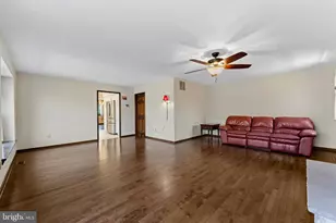 200 Wm Feather Dr, Voorhees, NJ 08043 - Photo 19