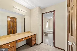 200 Wm Feather Dr, Voorhees, NJ 08043 - Photo 33