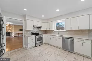 200 William Feather Dr, Voorhees, NJ 08043 - Photo 23
