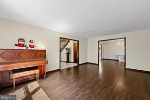 200 Wm Feather Dr, Voorhees, NJ 08043 - Photo 15