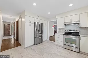 200 William Feather Dr, Voorhees, NJ 08043 - Photo 25