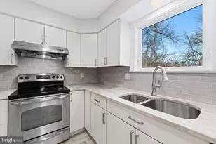 200 William Feather Dr, Voorhees, NJ 08043 - Photo 27