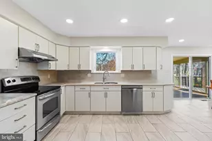 200 Wm Feather Dr, Voorhees, NJ 08043 - Photo 23