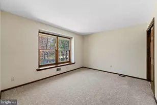 200 Wm Feather Dr, Voorhees, NJ 08043 - Photo 39