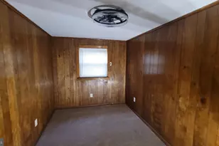 1055 Kenwood Ave, Camden, NJ 08103 - Photo 17