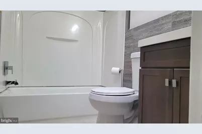 1055 Kenwood Avenue, Camden, NJ 08103 - Photo 23