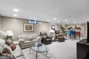 20 Golf View Dr, Voorhees, NJ 08043 - Photo 35