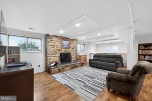 13 Pebble Ln, Cherry Hill, NJ 08002 - Photo 11
