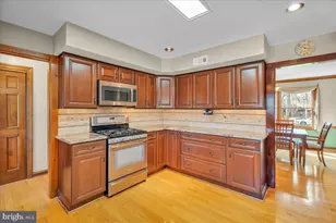 6 Edelweiss Ln, Voorhees, NJ 08043 - Photo 9