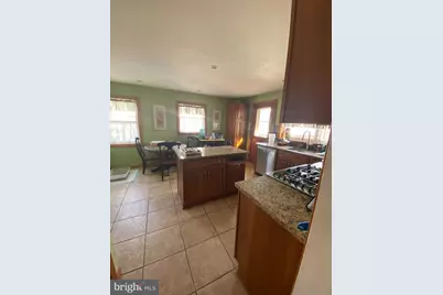 56 S Oakland Avenue, Runnemede, NJ 08078 - Photo 5