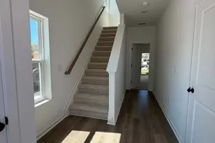 38 Basswood St, Berlin, NJ 08009 - Photo 5