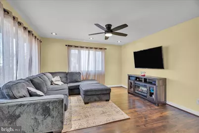 528 Rowand Avenue, Gloucester Township, NJ 08029 - Photo 5