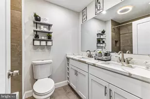 7 Lyons Ct, Sicklerville, NJ 08081 - Photo 9