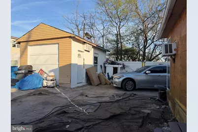 1070 N 31st Street, Camden, NJ 08105 - Photo 7