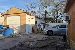 1070 N 31st St, Camden, NJ 08105 - Photo 7