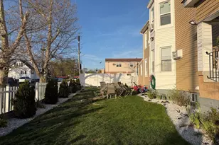 1070 N 31st St, Camden, NJ 08105 - Photo 9