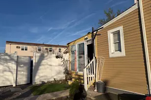 1070 N 31st St, Camden, NJ 08105 - Photo 5
