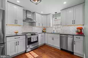 341 W Graisbury Ave, Audubon, NJ 08106 - Photo 13