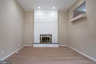 914 Aston Martin Dr, Lindenwold, NJ 08021 - Photo 13