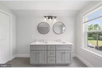 814 Somerset Street, Gloucester City, NJ 08030 - Photo 9