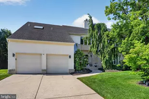 46 Downing Ln, Voorhees, NJ 08043 - Photo 3