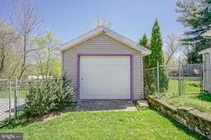 11 E Haines Ave, Barrington, NJ 08007 - Photo 29