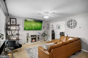 71 Edinburgh Rd, Gloucester Township, NJ 08012 - Photo 3