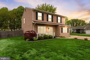71 Edinburgh Rd, Gloucester Township, NJ 08012 - Photo 1