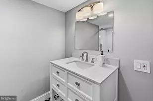 11 N Woodleigh Dr, Cherry Hill, NJ 08003 - Photo 39