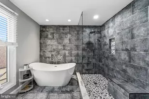 11 N Woodleigh Dr, Cherry Hill, NJ 08003 - Photo 27
