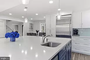 11 N Woodleigh Dr, Cherry Hill, NJ 08003 - Photo 11