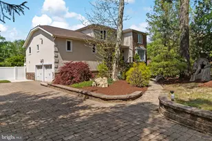 11 N Woodleigh Dr, Cherry Hill, NJ 08003 - Photo 3