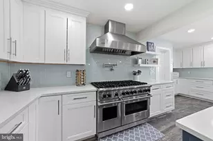 11 N Woodleigh Dr, Cherry Hill, NJ 08003 - Photo 13