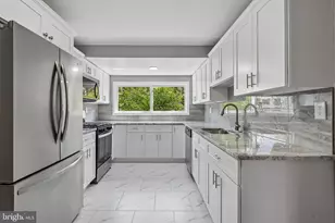 2872 Tuckahoe Rd, Camden, NJ 08104 - Photo 9