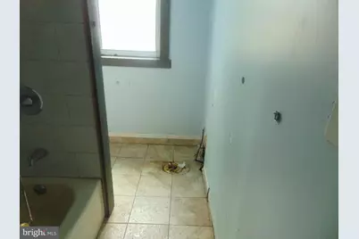 1142 Carl Miller Boulevard, Camden, NJ 08104 - Photo 9