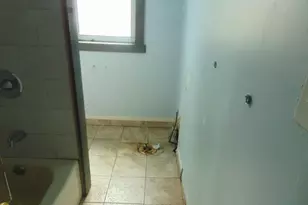 1142 Carl Miller Blvd, Camden, NJ 08104 - Photo 9