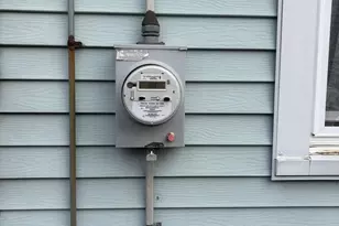 22 E Thompson Ave, Gloucester City, NJ 08030 - Photo 3