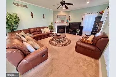 102 Christmas Tree, Sicklerville, NJ 08081 - Photo 11