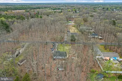 321 Thompson Avenue, Chesilhurst, NJ 08089 - Photo 11