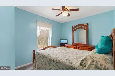 321 Thompson Avenue, Chesilhurst, NJ 08089 - Photo 25