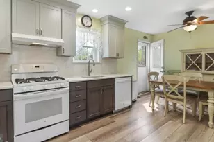 321 Thompson Ave, Chesilhurst, NJ 08089 - Photo 13